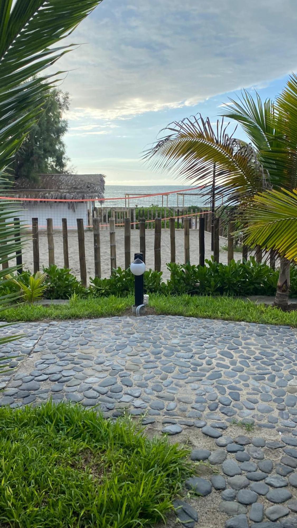 Hotel El Refugio De Vichayito Extérieur photo