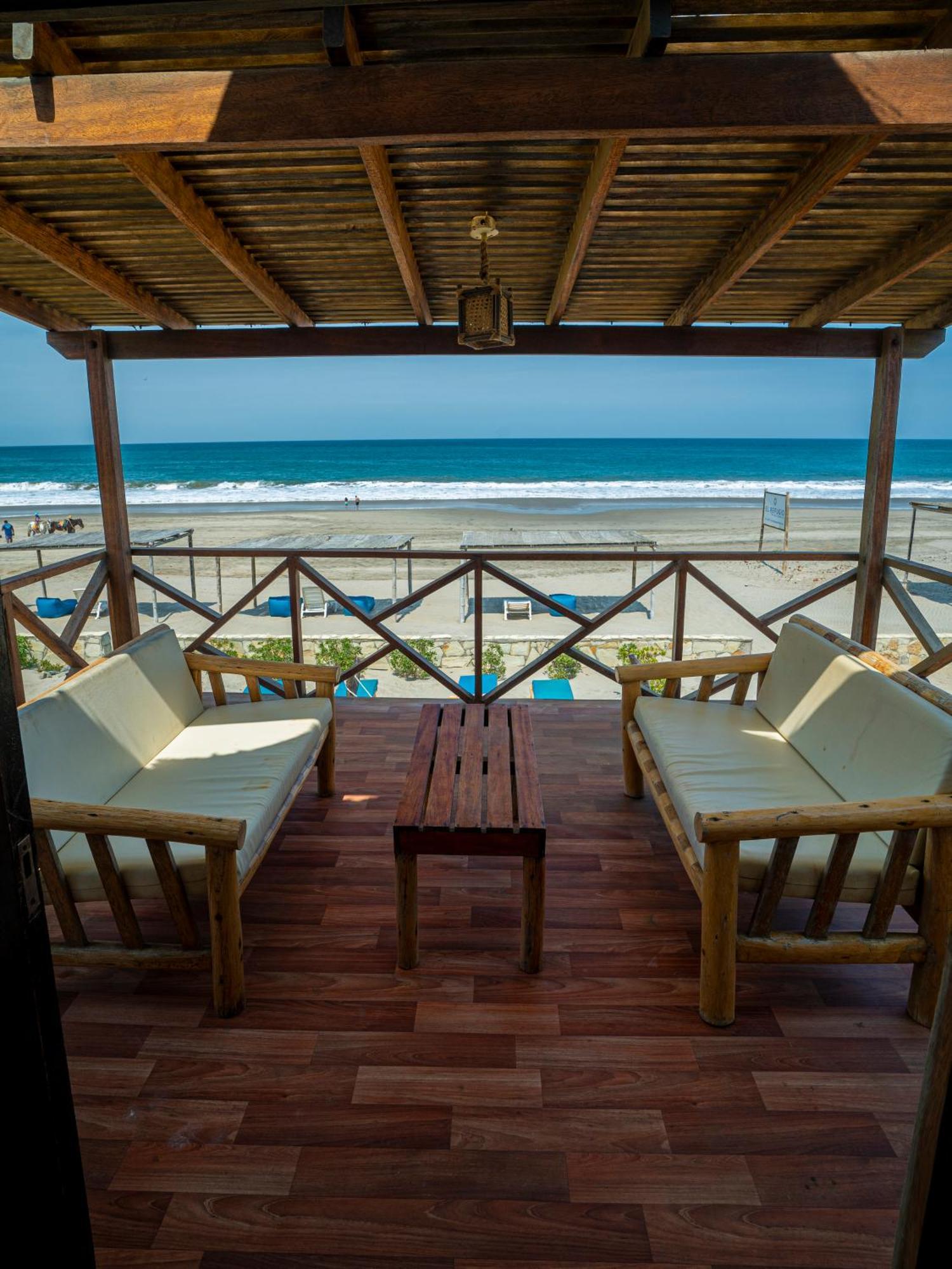 Hotel El Refugio De Vichayito Extérieur photo